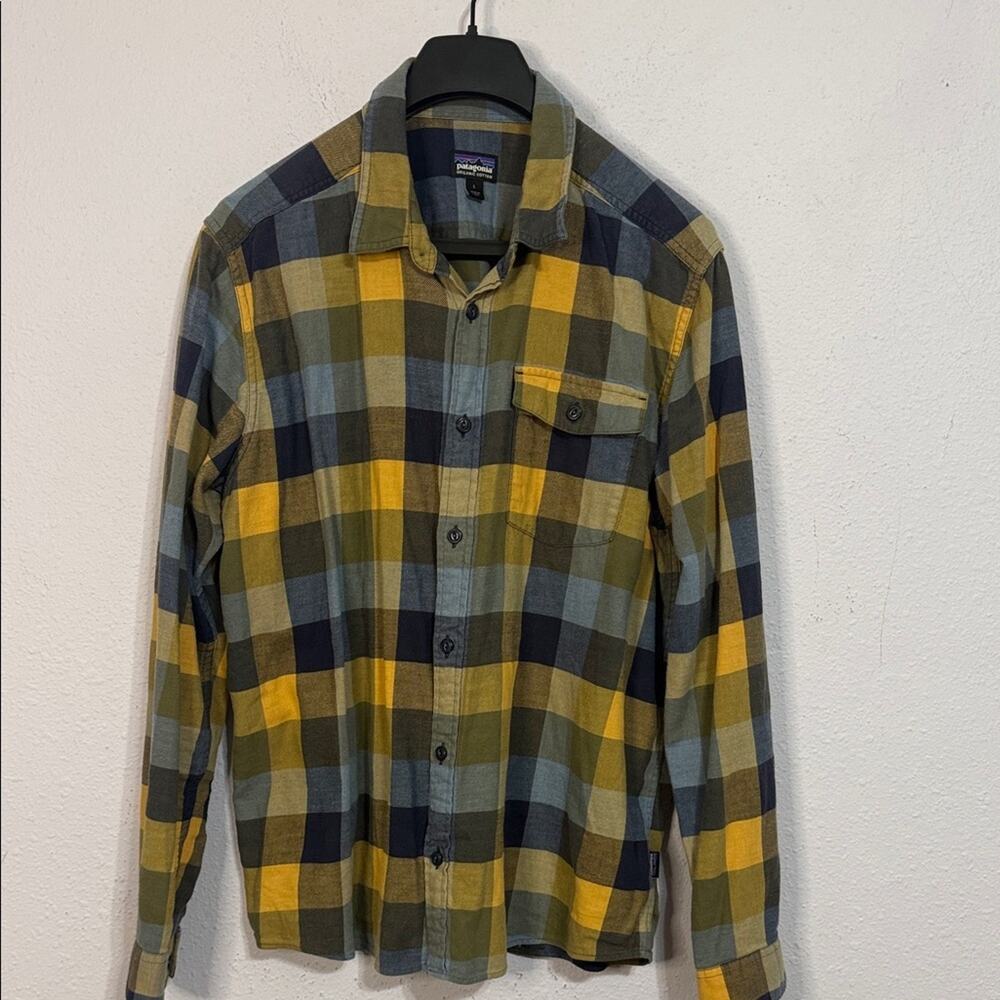 Patagonia Men Yellow and Blue 100% Organic Cotton Plaid Longsleeve Shirt Size L